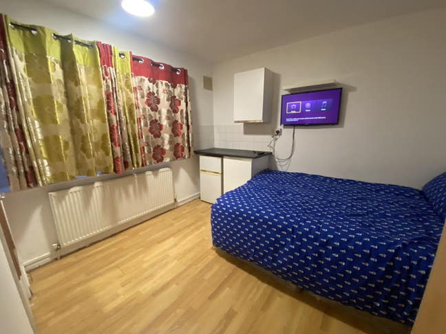 Ensuite Double  Room  Fully  Furnished  in  Hayes  Main Photo
