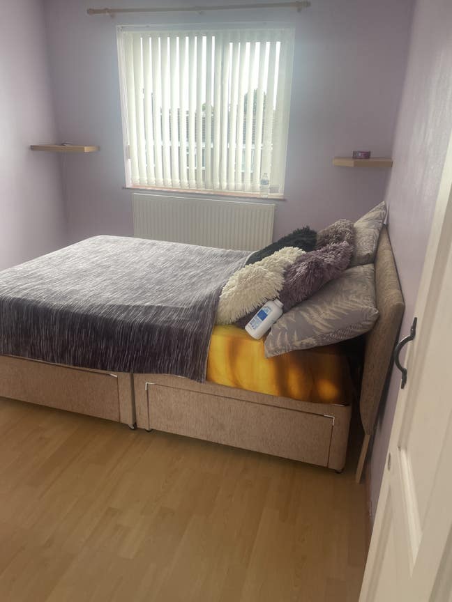 2 off double bedroom rooms Main Photo