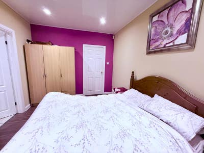 Double Bedroom, 30 minutes from Liverpool Centre Main Photo