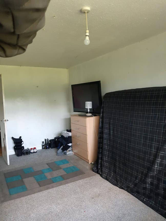 Location  Main Photo