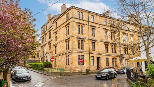 Flat in Glasgow’s West End Main Photo