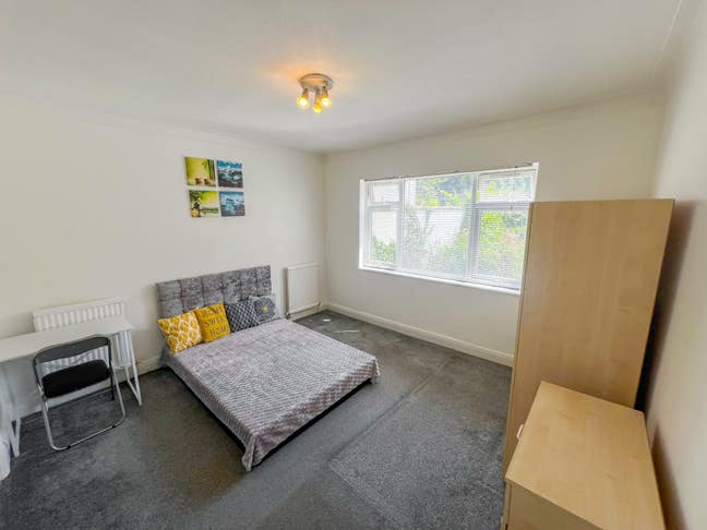 🌟Large Double Room - All Bills Included🌟 Main Photo