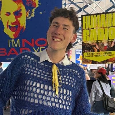 Professional Male seeks a single or double room Main Photo