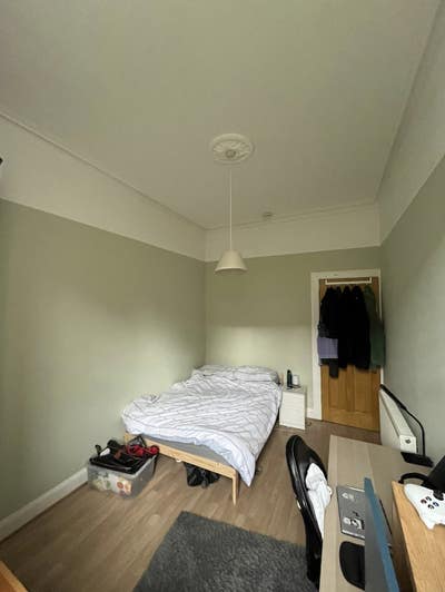 Room to rent on Highburgh Road, West End Glasgow Main Photo