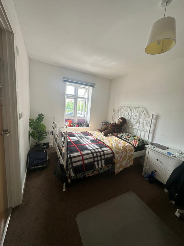 Double bedroom with own bathroom  Main Photo