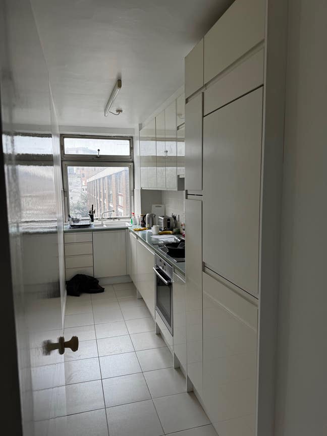 Two Large Rooms to Rent in W2  Main Photo