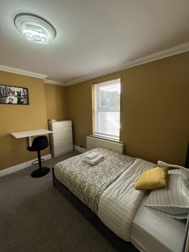 En-Suite Double Room  Main Photo