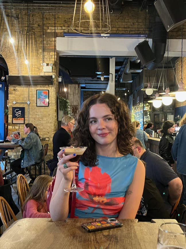 Looking for a room :) Main Photo