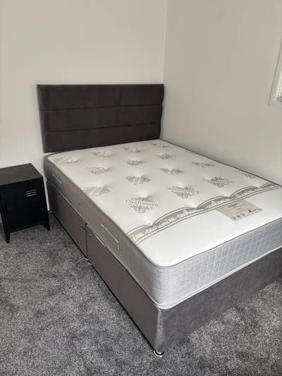 Spare Room Available  Main Photo