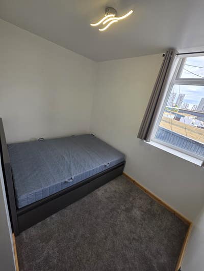 2 Rooms Available in 2 Bed Flat Main Photo