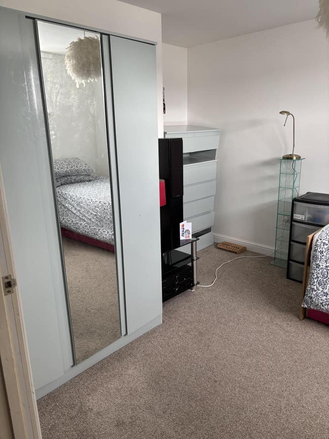 Room available in a two bed house  Main Photo