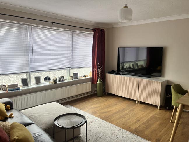 Fresh Furnished Double Room  Main Photo