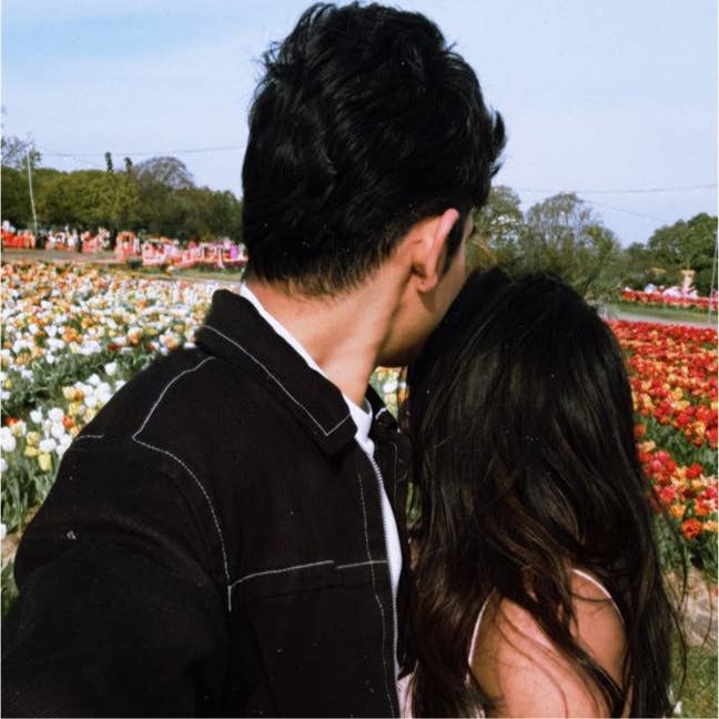 En-suite /studio Room wanted for a  Married couple Main Photo