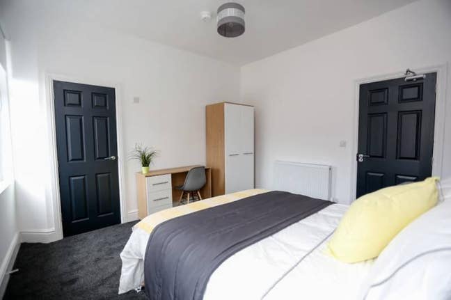 Lovely En-Suite - Near to Metro Link Main Photo