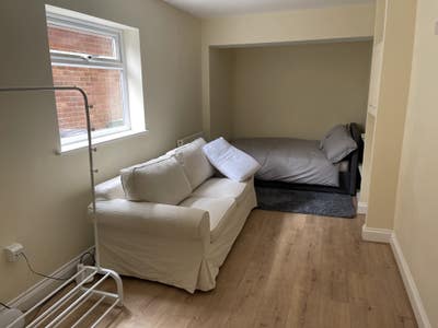 Room to let Main Photo