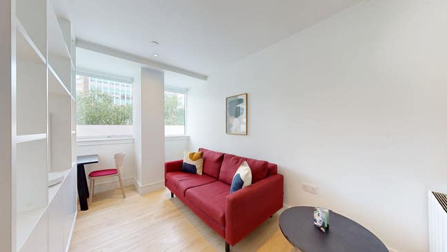Spaceful Studio Flat Next to Wembley Park Station Main Photo