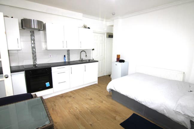 Lovely Studio Near Ucl & Close to Tube Main Photo