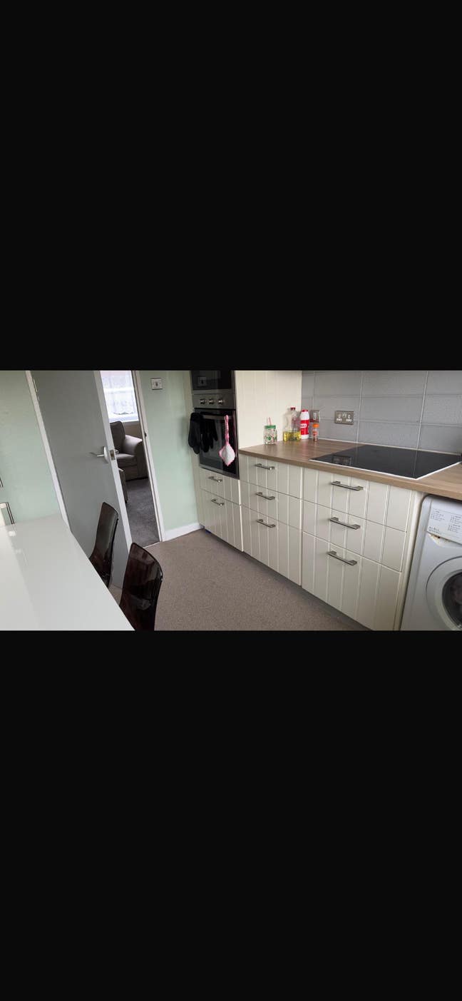 Double room  close to the royal infirmary  Main Photo