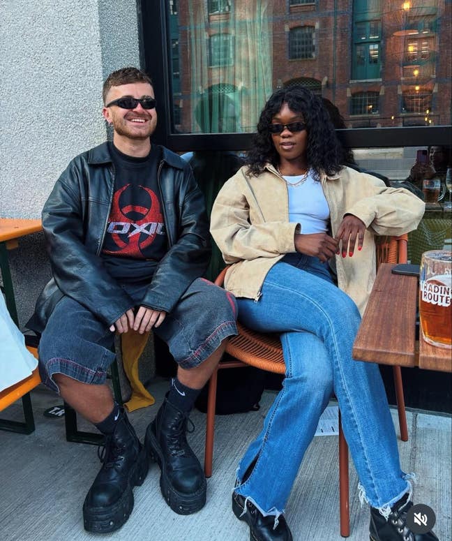 Looking for a social flat / house share  Main Photo