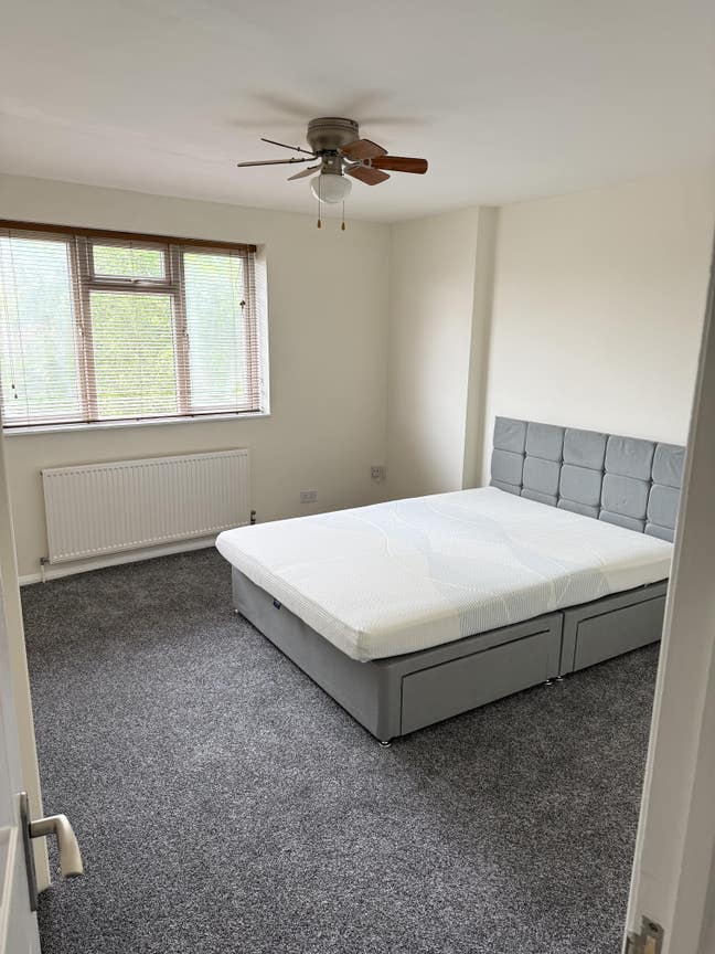 Very Spacious Double Room to rent Main Photo