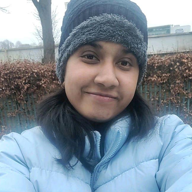 Professional Female seeks a single or double room Main Photo
