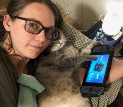 PhD Student + Cat Looking to Spend July in Oxford Main Photo