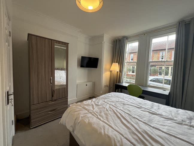 Double Room w/Ensuite near Iffley Road  Main Photo