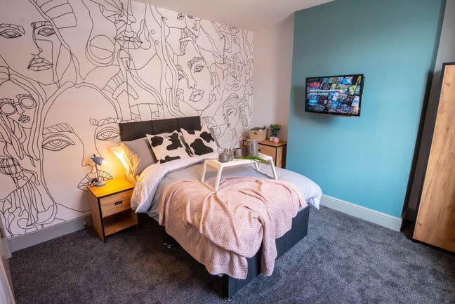 Fantastic Selby Location! Available now! Main Photo