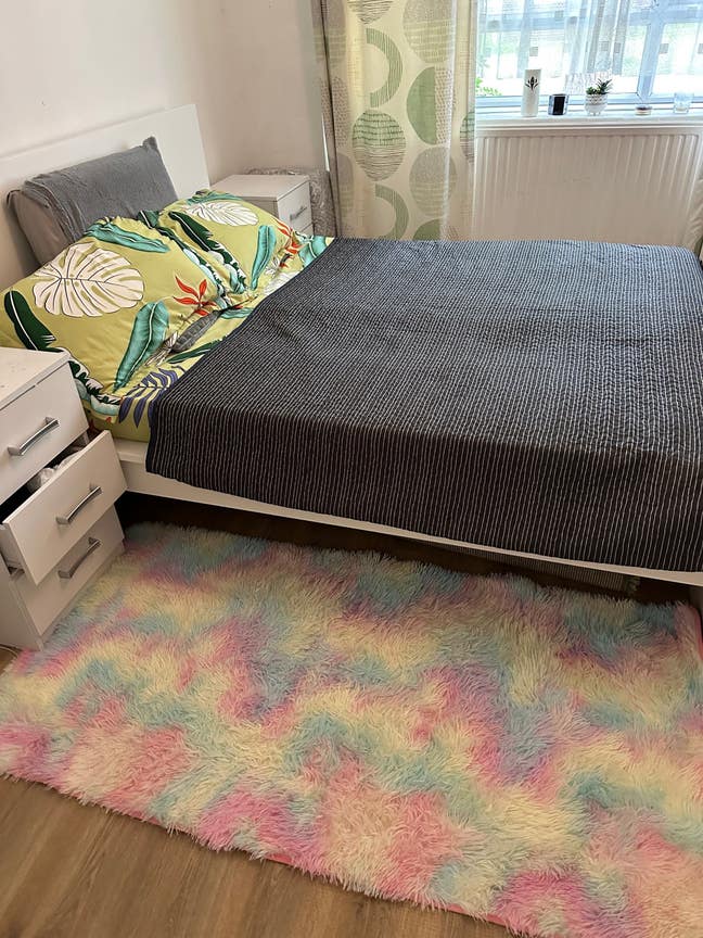  Large bright double room in White City  Main Photo