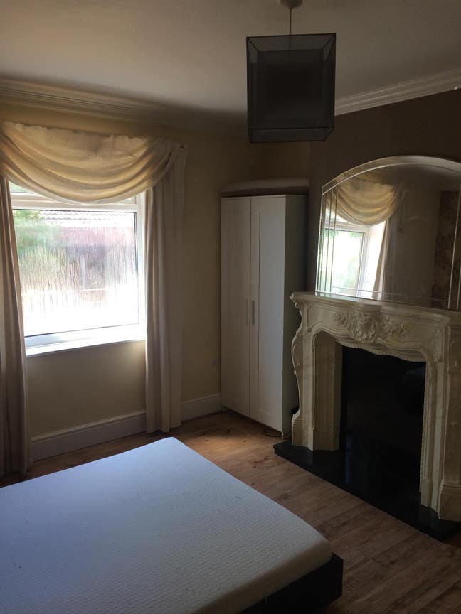 Large Double Bedroom Main Photo
