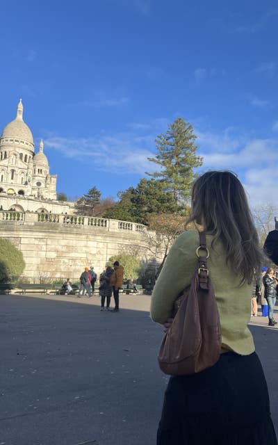 Hi, I’m Harriet and I’m looking for a roo... Main Photo