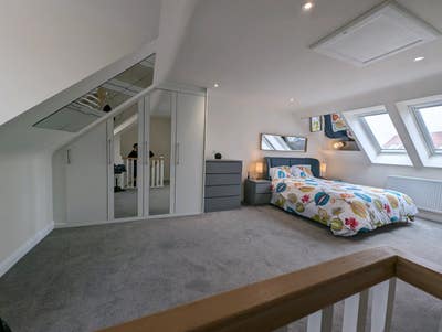 High-spec double room to let  Main Photo