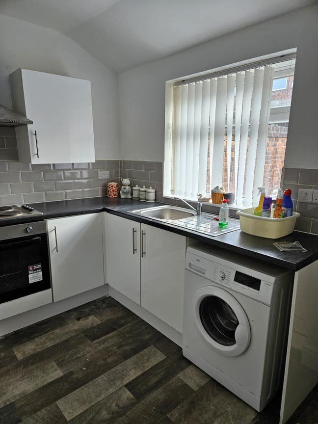 🏠 Stylish 3-Bedroom House – Student Friendly Main Photo