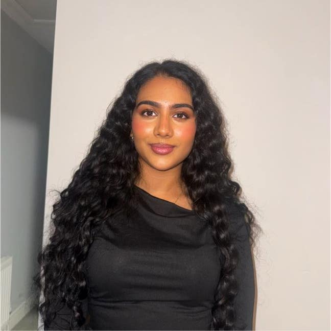 Professional Female seeks a double room Main Photo