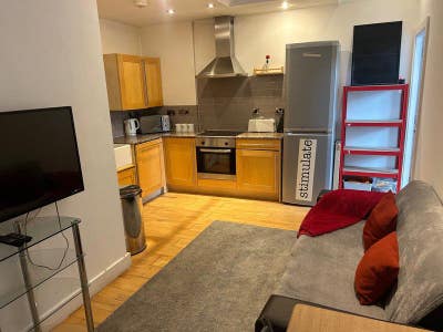 Sociable, Affordable City Living Main Photo