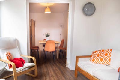  Professional 4 Bed in Gated Community Main Photo