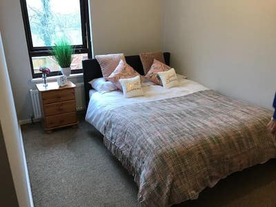 ✨Two Double Rooms  Close to Lynchwood ✨ Main Photo