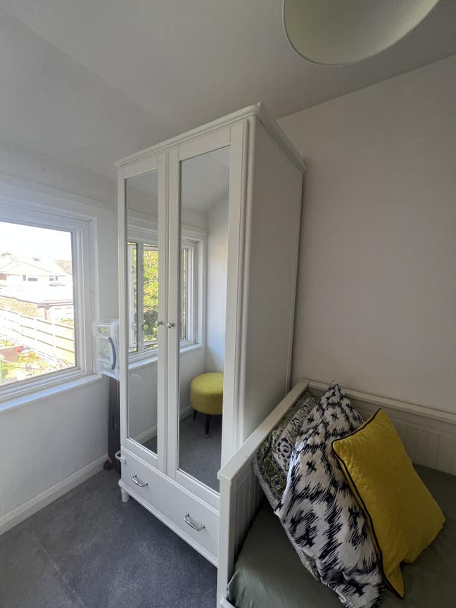 Furnished Single Room for rent  Main Photo