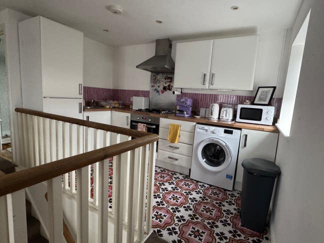 Stonehouse Double Room: Friendly Flat, Bills inc. Main Photo