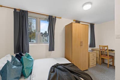 Double Rooms Available  - No Deposit  Main Photo
