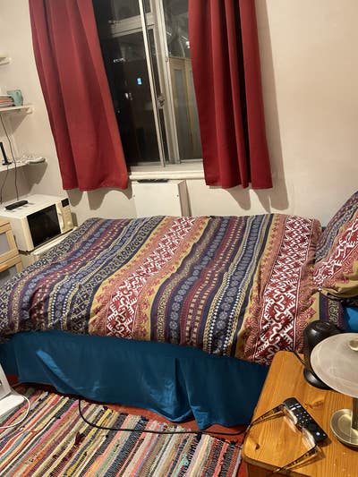 Snug single room for Monday to Friday worker  Main Photo