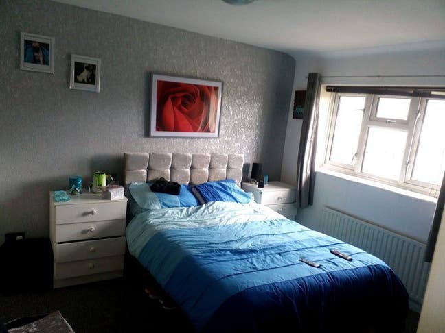 Double Furnished Room  Main Photo