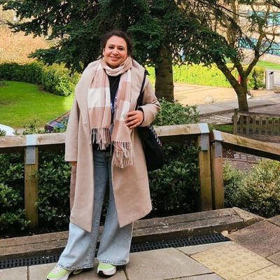 Student (ex IT professional looking for accomm) Main Photo