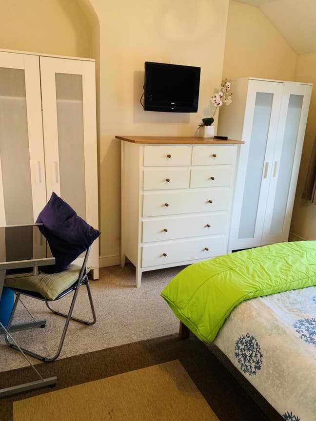 Super dble room Regent Circus 1 Nov  £595/m Main Photo