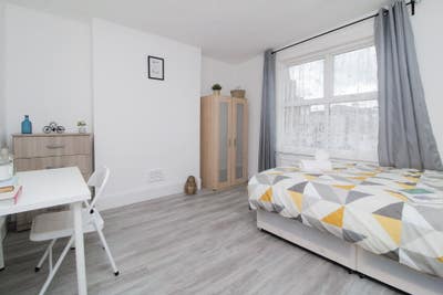 🆕Huge Dbl Room W/Regular Cleaner 🏠 Main Photo