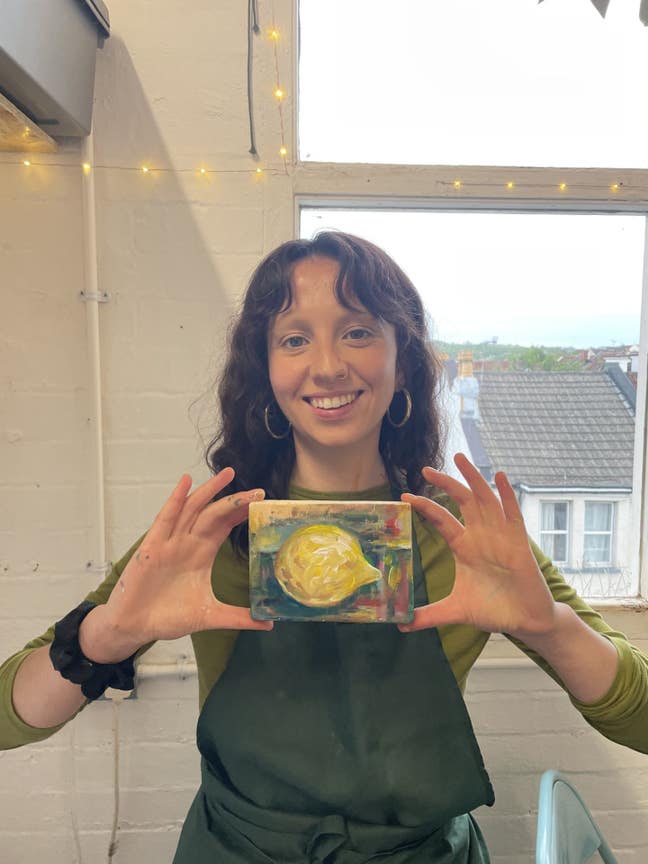 Looking for a double room in friendly house Main Photo