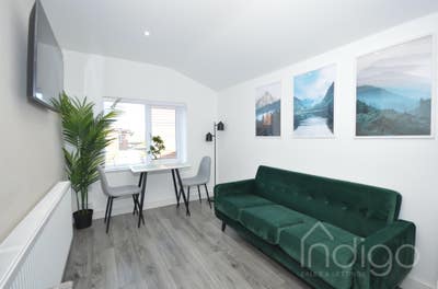 ✨En-suites, Hartshill | ST4   .. 💘🏠 Main Photo