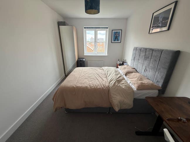 Double Room in Modern HMO, Hardwick (70HW) Main Photo