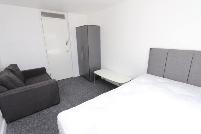 💥 Affordable Rooms Near London Met University  Main Photo