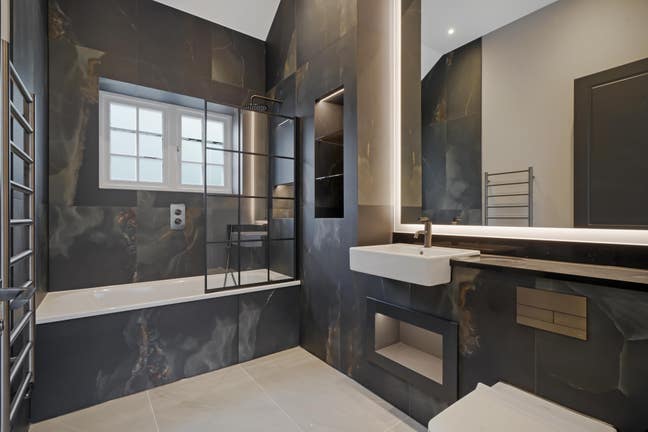 Modern Ensuite Rooms | All Bills Inc | Uxbridge Main Photo